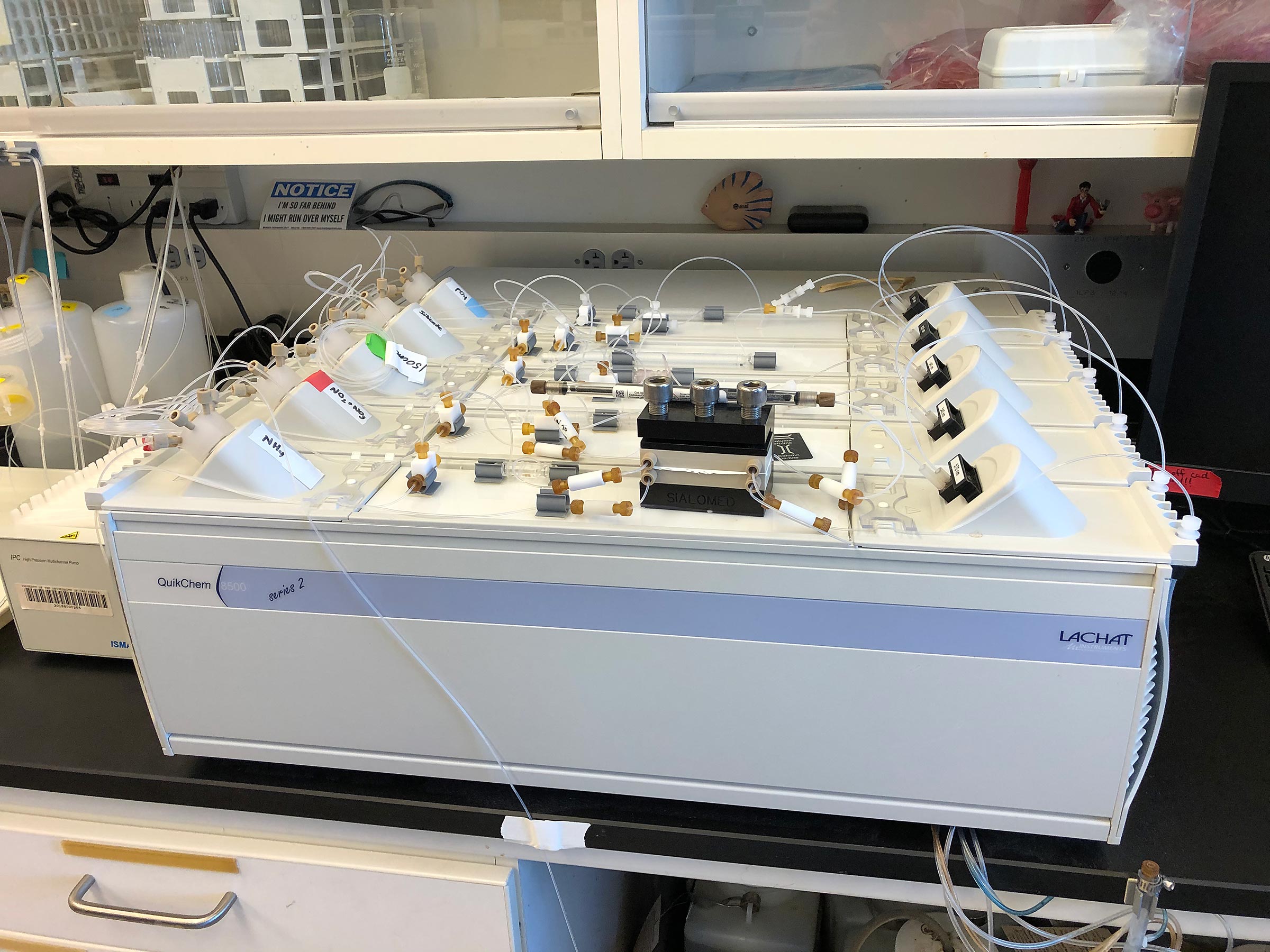 Nutrient analyzer