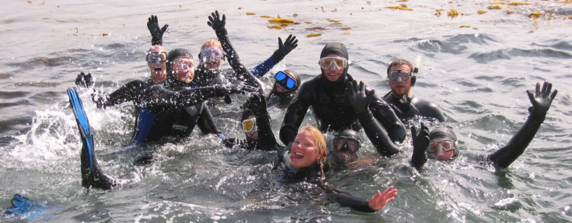 Caselle's group in diving gears threading water